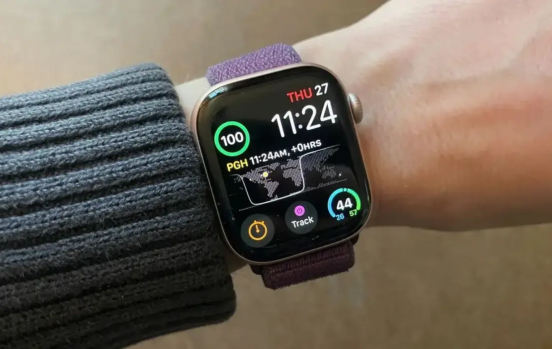 O Apple Watch Série 10 está com 25% de desconto agora
