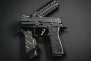 pistola 9mm vs pistola 380 1