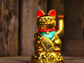 Animais da sorte: quais bichinhos são associados a bons presságios 18 Gato de ouro