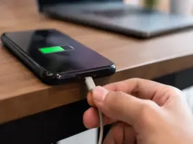 Celular só carrega em uma posição