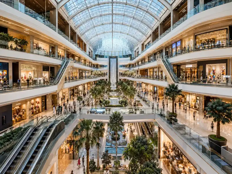 Qual é o maior shopping do mundo? Veja tamanho, lojas e localização