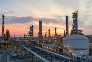 Como é feita a gasolina? Conheça as etapas da produção